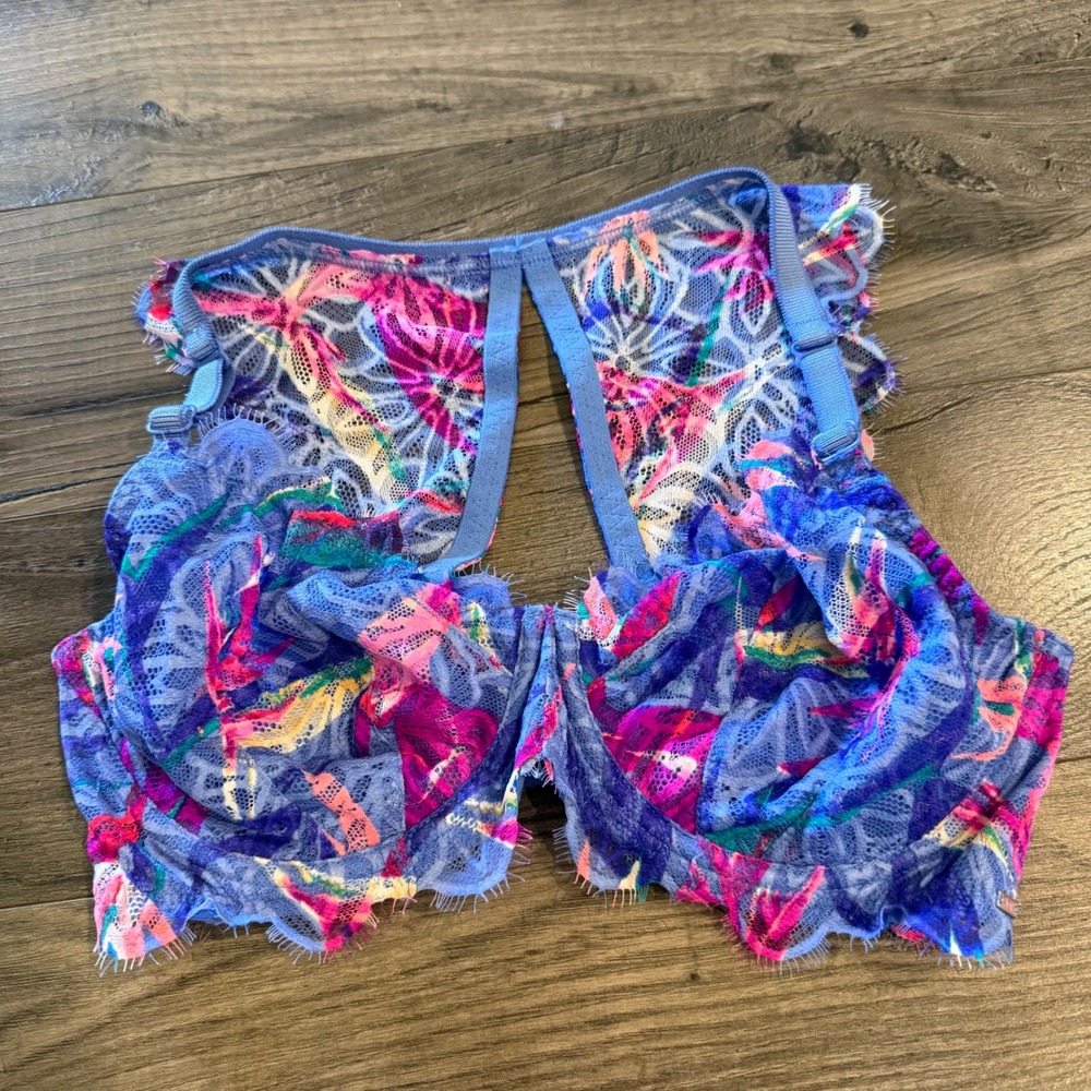 Victoria's Secret PINK Unlined Underwire Bra Tropical Floral Lace Blue 34DD